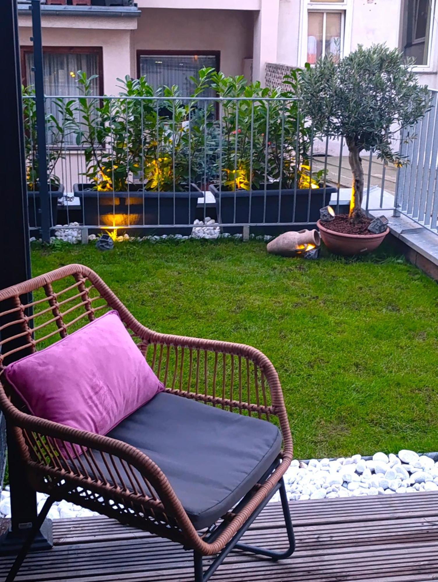 Bossa City Design Apartments Виена Екстериор снимка